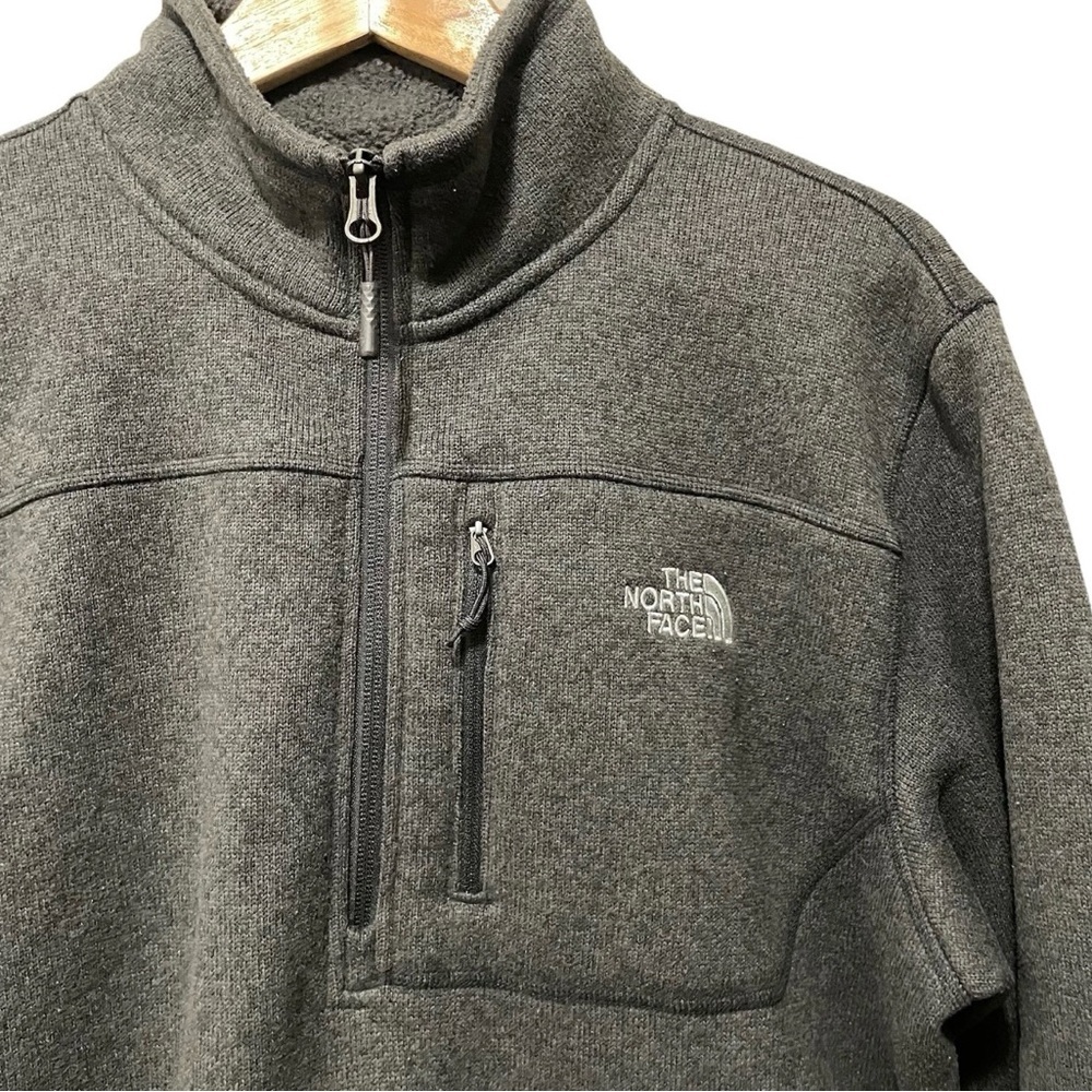 The North Face Men’s Large Gray 1/4 Zip Sweater Fleece Casual Activewear - Picture 2 of 7